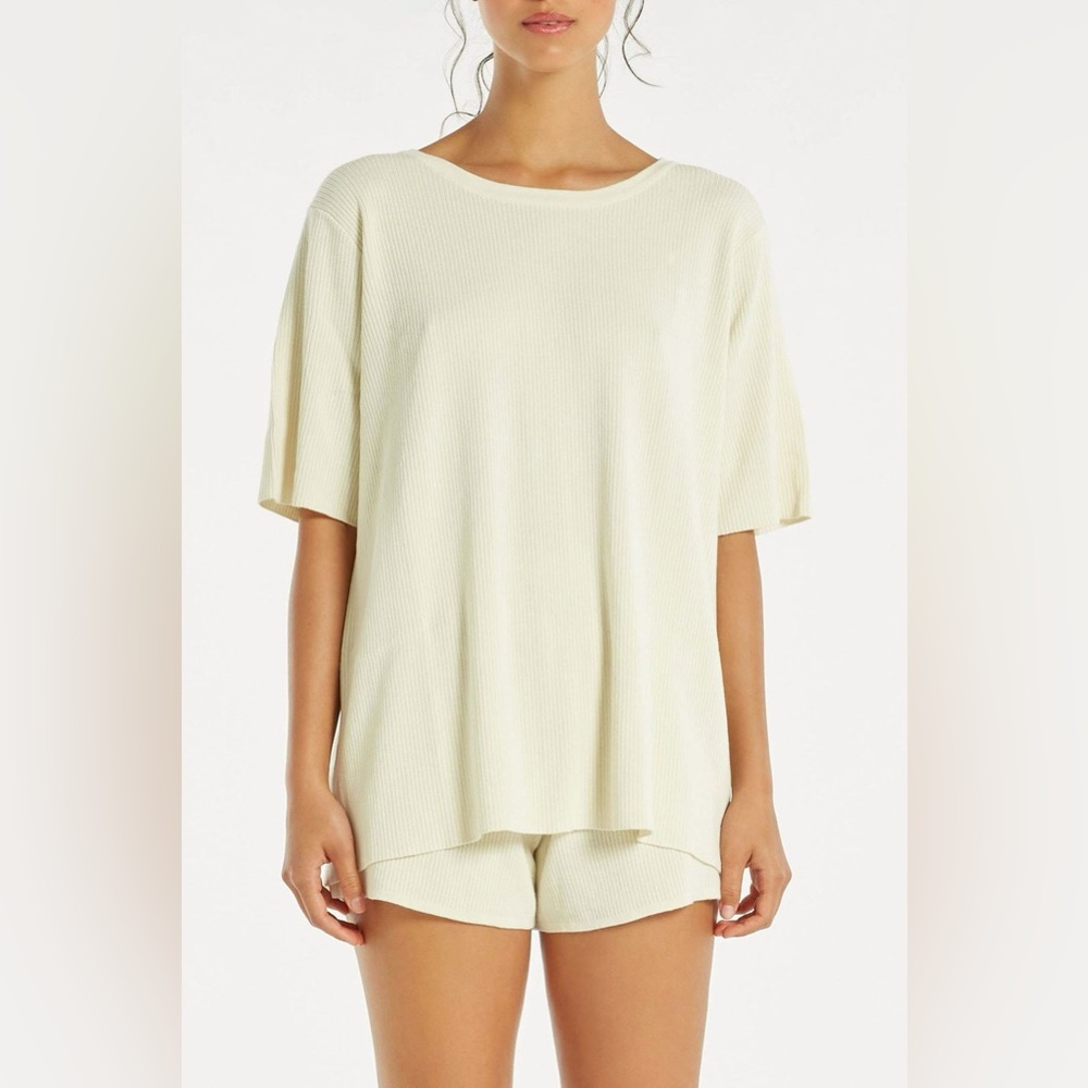 Zulu & Zephyr - SIGNATURE RIB KNIT TEE - WARM WHITE